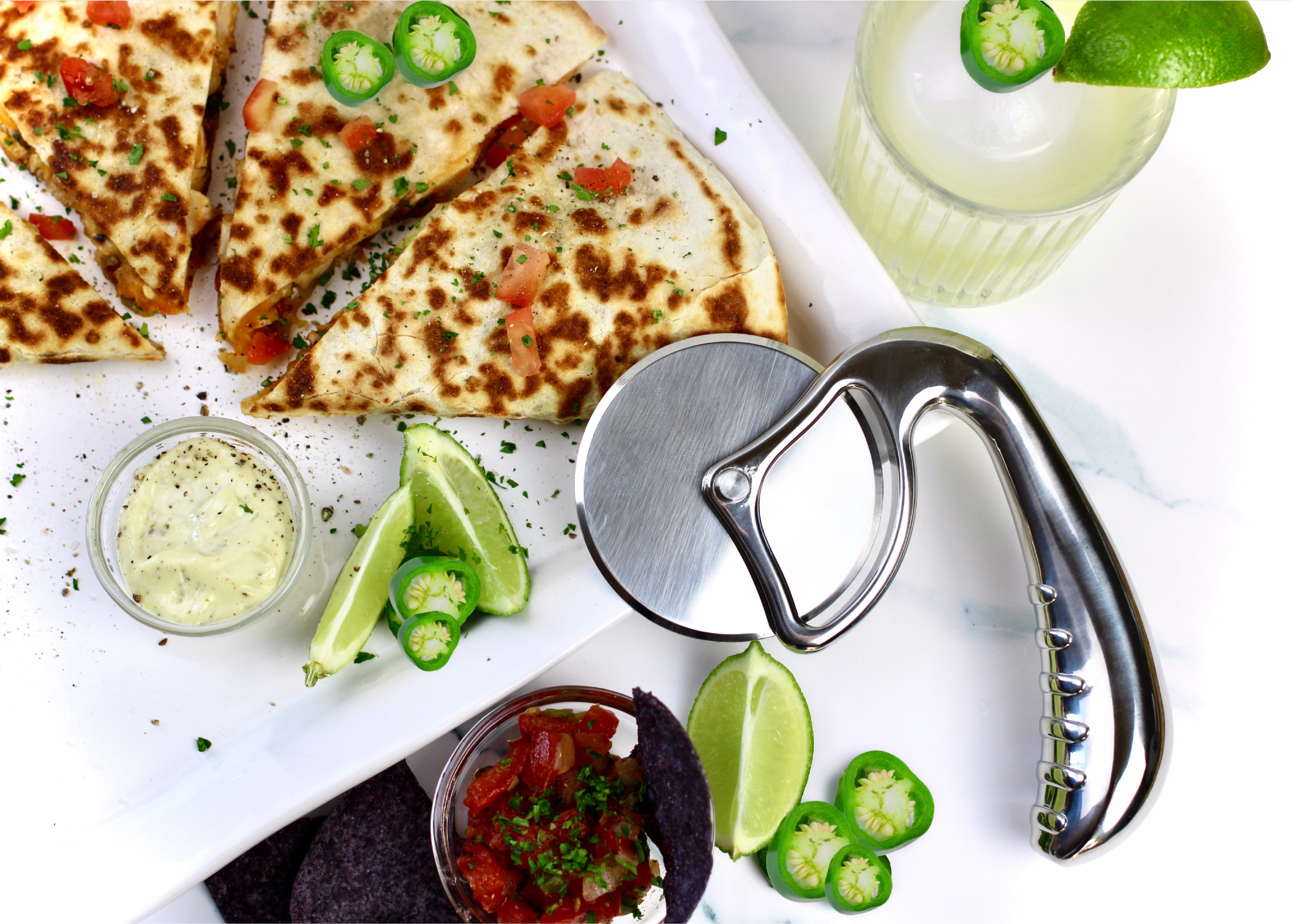 Effortless Pizza and Food Slicing: Your Versatile Kitchen Accessory for Every Meal
